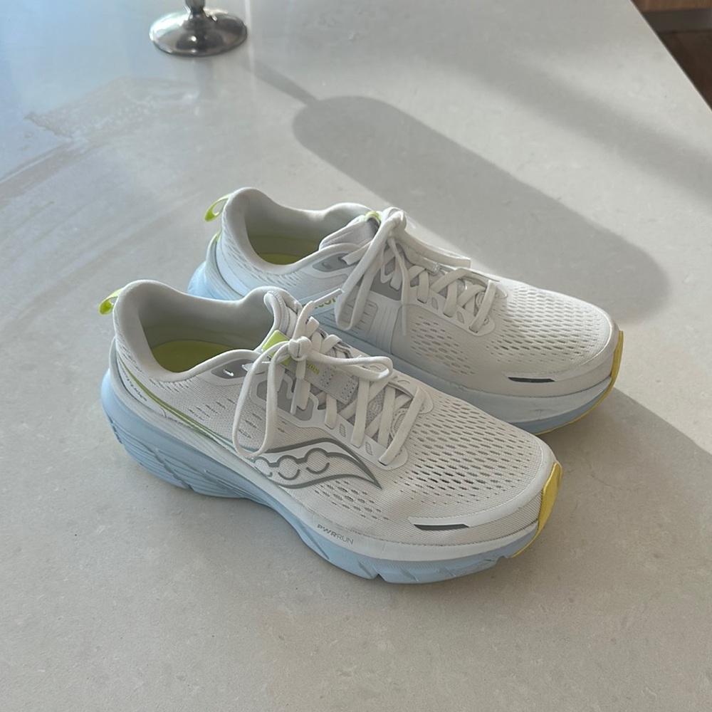 Saucony Guide 18 Running shoes